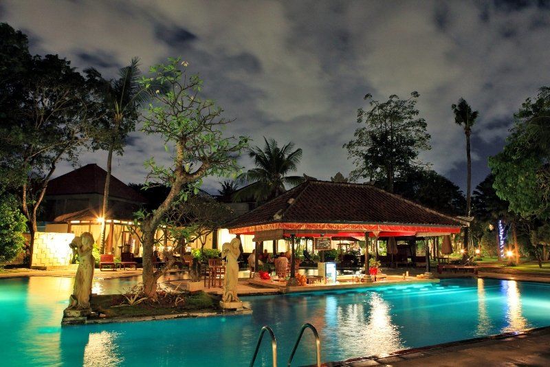 Puri Saron Hotel Seminyak Exterior foto