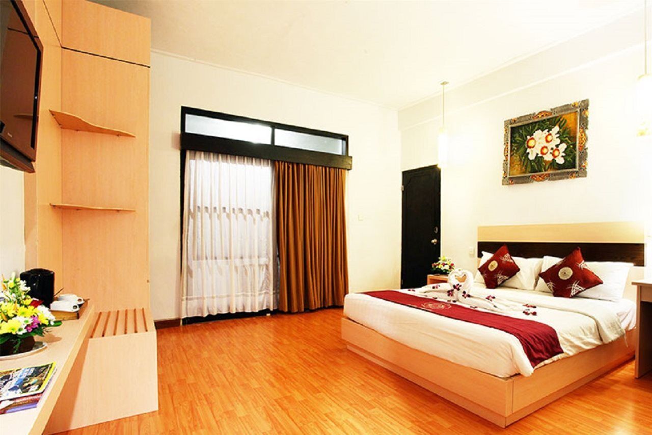 Puri Saron Hotel Seminyak Exterior foto